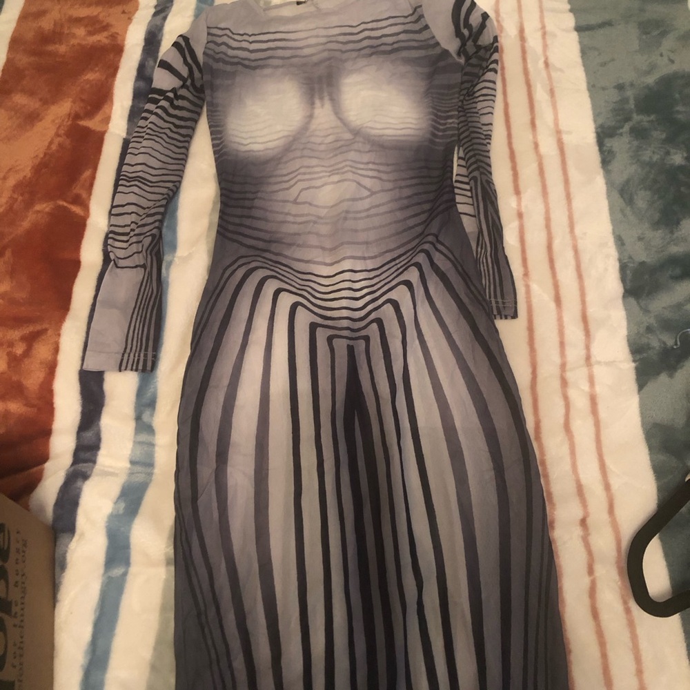Elegant Striped Dress in Black and Gray